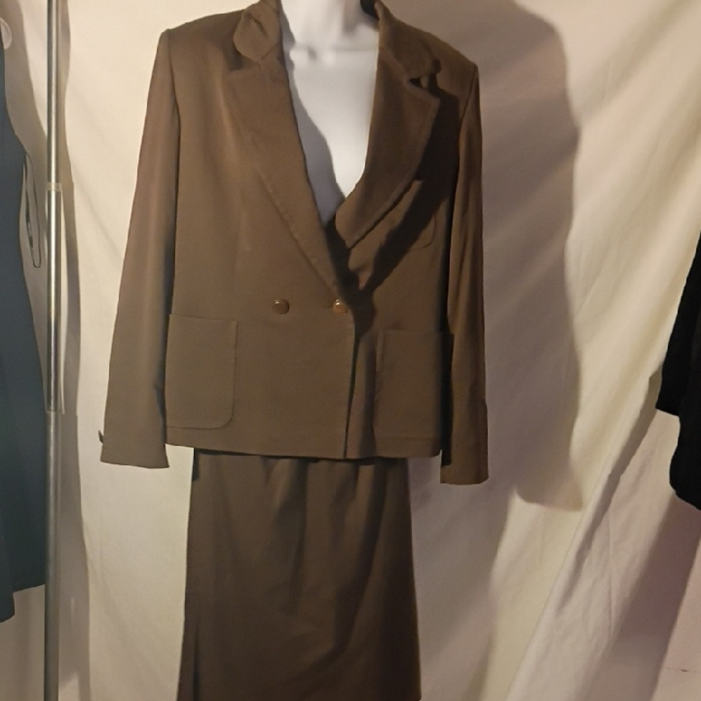 MaxMara Chocolate Brown Blazer and Skirt Ensemble